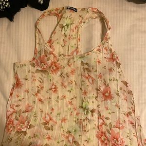 Lily white - floral tank